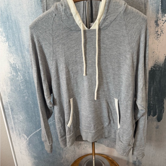 Red Haute Lounge 2 Pc Set - Picture 4 of 9